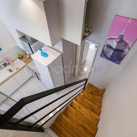 Modern Duplex Tommy Διαμέρισμα
