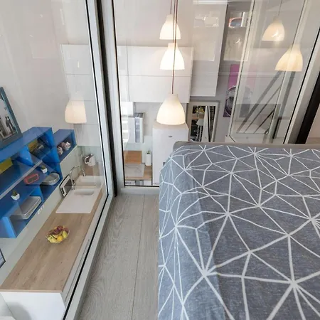 Modern Duplex Tommy